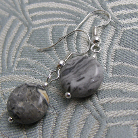 short semi-precious stone earrings, semi-precious bead earrings CC75