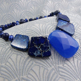 short chunky necklace, short semi-precious stone necklace, chunky blue bead necklace