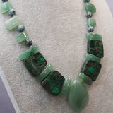 handcrafted chunky necklace design