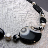 chunky black white bead necklace