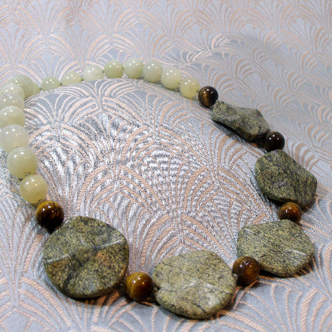 semi-precious bead necklace, semi-precious stone necklace NM28