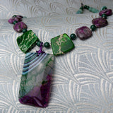 green semi-precious stone pendant necklace, green agate gemstone pendant necklace
