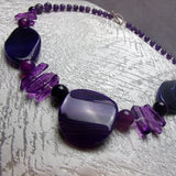 short chunky beaded necklace