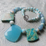 handmade blue chunky necklace design