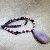 handmade agate pendant necklace