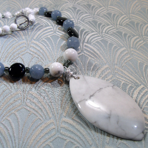 semi-precious handmade jewellery sale, sale necklace A98