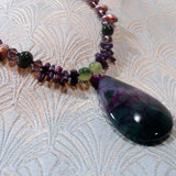 green agate gemstone pendant necklace