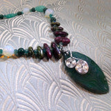 green agate gemstone pendant necklace